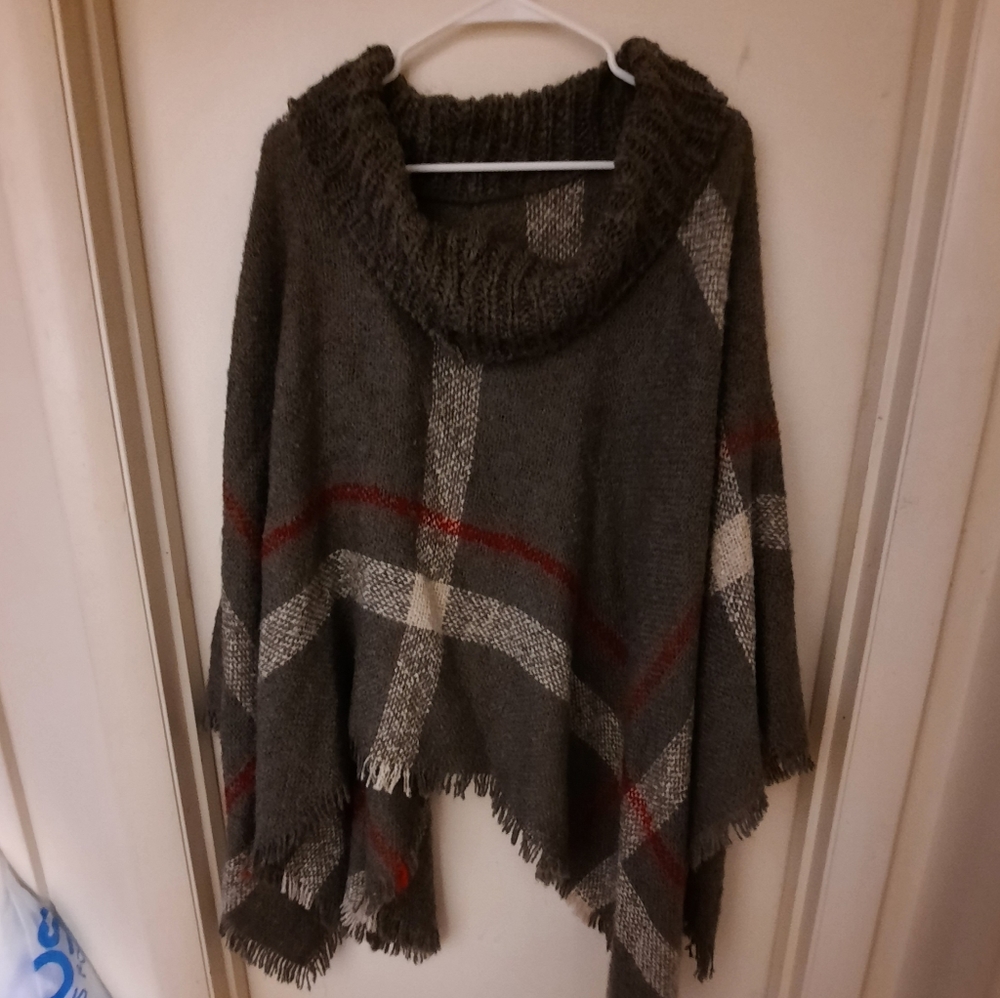 Jon&Anna poncho shawl wrap NWOT one size fits all